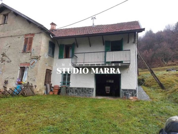 casa indipendente in vendita ad Urbe