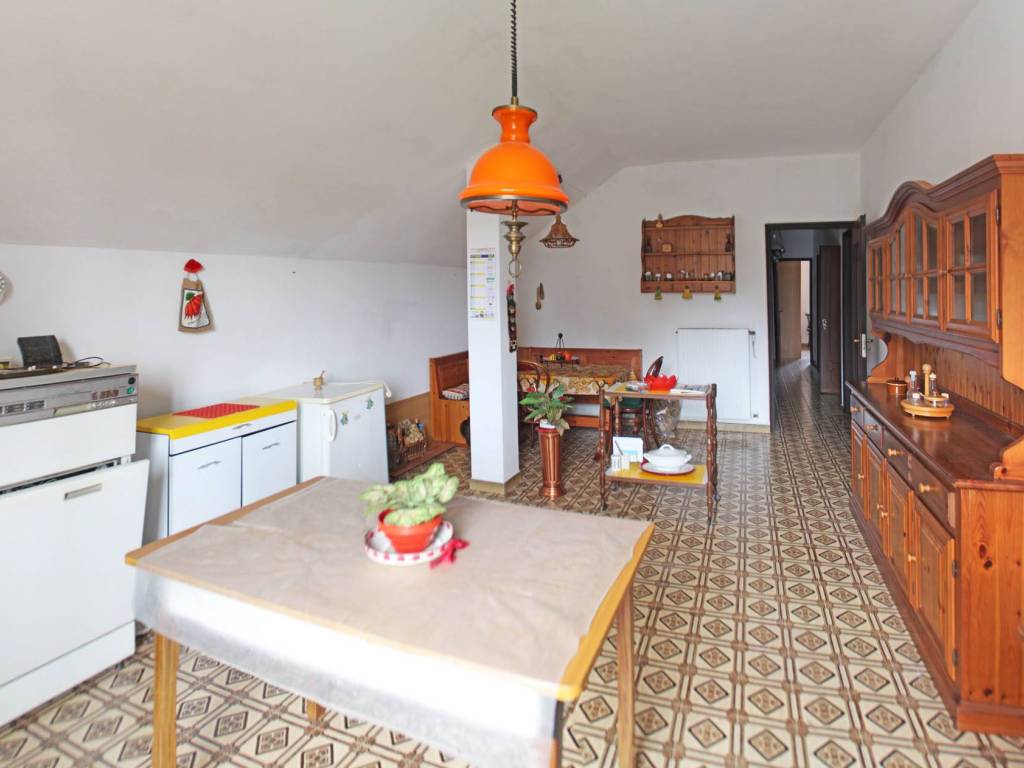 appartamento in vendita ad Urbe