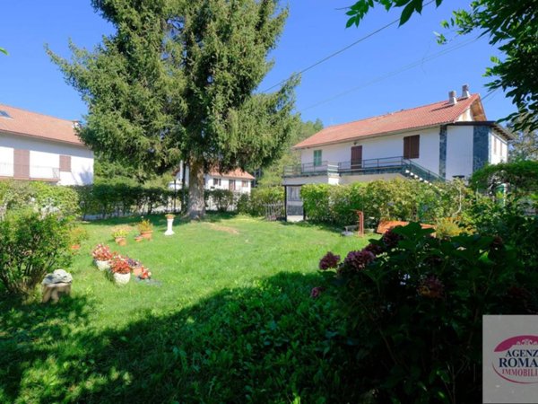 casa indipendente in vendita ad Urbe