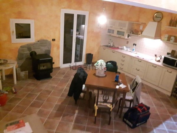 appartamento in vendita ad Urbe