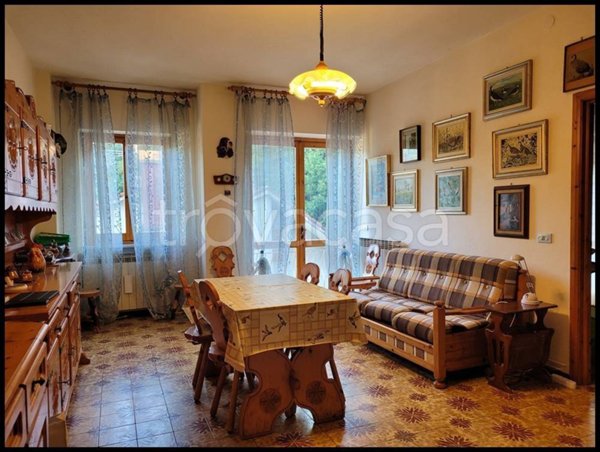 appartamento in vendita ad Urbe in zona San Pietro d'Olba