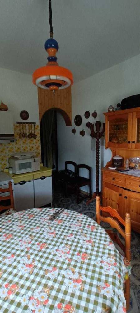 appartamento in vendita ad Urbe in zona Vara Superiore