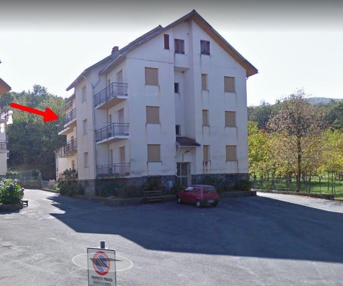 appartamento in vendita ad Urbe in zona Acquabianca