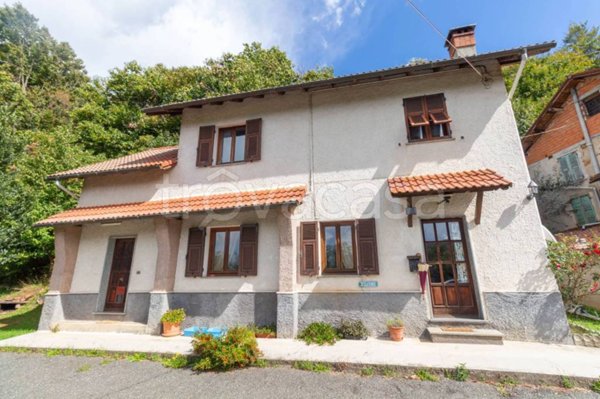 casa indipendente in vendita ad Urbe