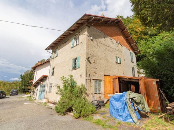 casa indipendente in vendita ad Urbe