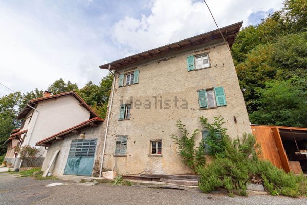 casa indipendente in vendita ad Urbe
