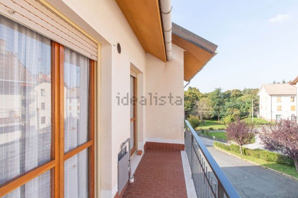 appartamento in vendita ad Urbe in zona Acquabianca