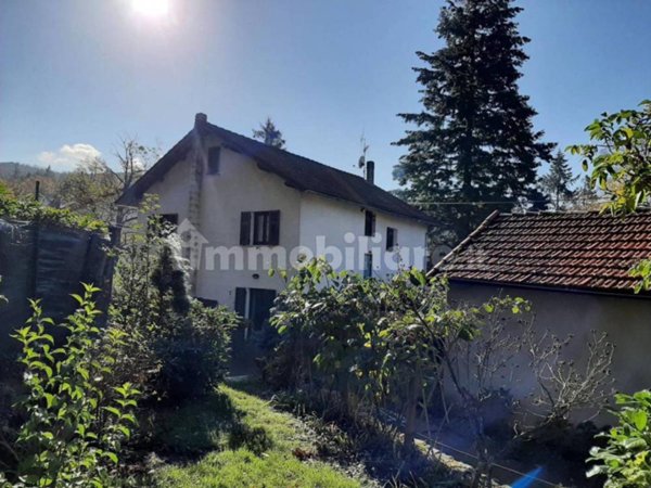 casa indipendente in vendita ad Urbe