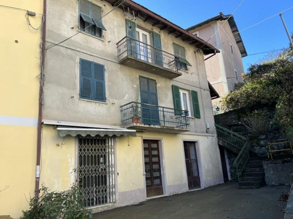 appartamento in vendita ad Urbe