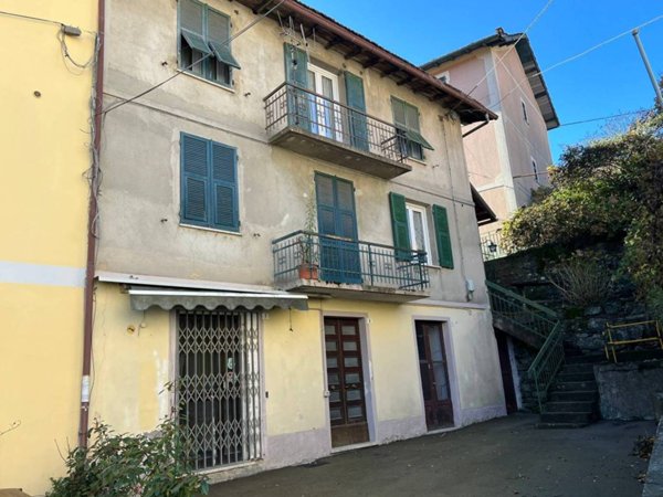 negozio in vendita ad Urbe in zona San Pietro d'Olba