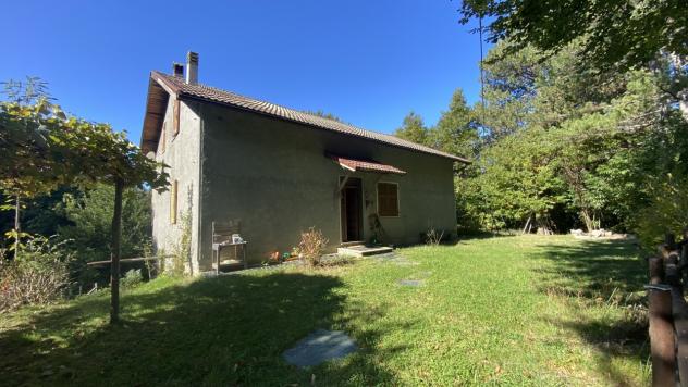 casa indipendente in vendita ad Urbe