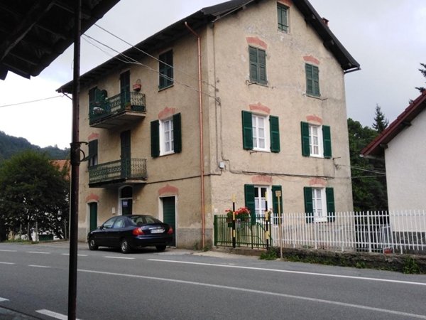 appartamento in vendita ad Urbe