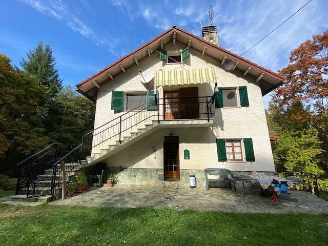 casa indipendente in vendita ad Urbe