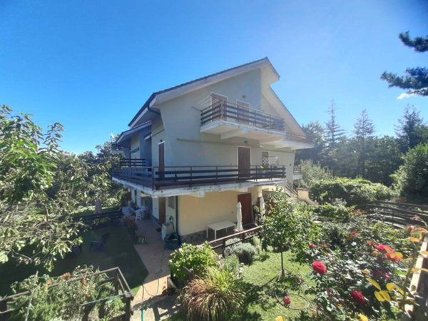 appartamento in vendita ad Urbe