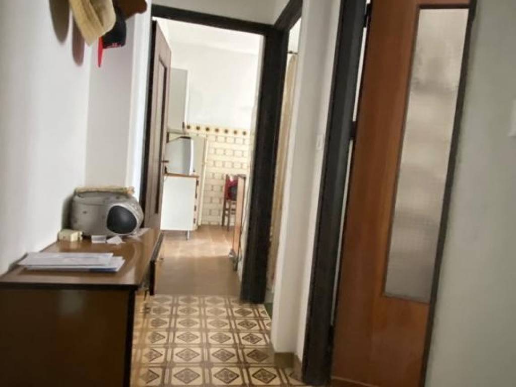 appartamento in vendita ad Urbe in zona Acquabianca