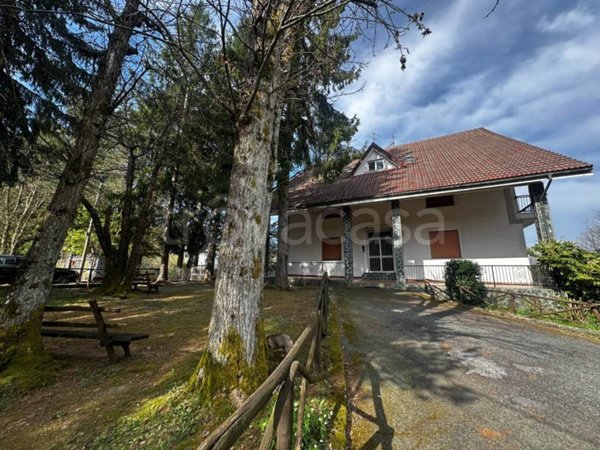 appartamento in vendita ad Urbe in zona San Pietro d'Olba