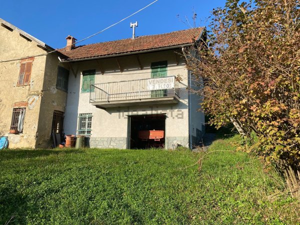 casa indipendente in vendita ad Urbe