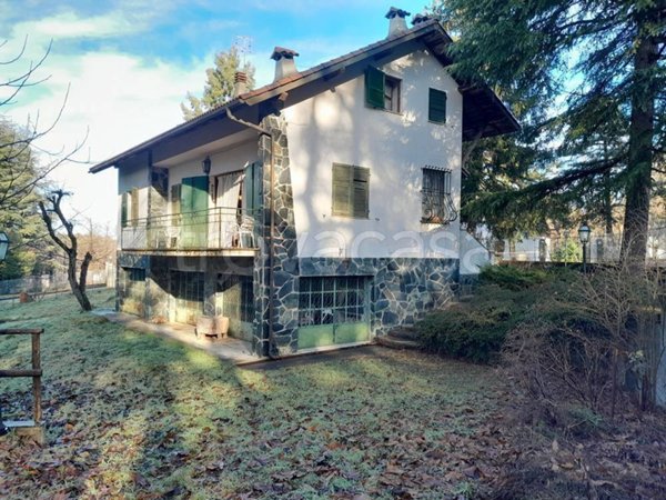 casa indipendente in vendita ad Urbe