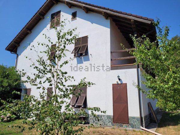 casa indipendente in vendita ad Urbe in zona San Pietro d'Olba