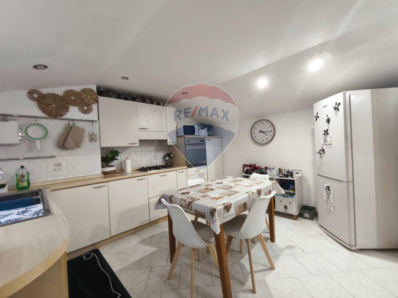 appartamento in vendita a Vado Ligure