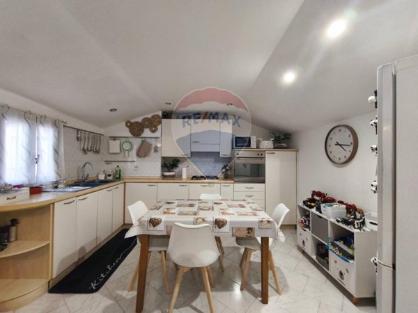 appartamento in vendita a Vado Ligure