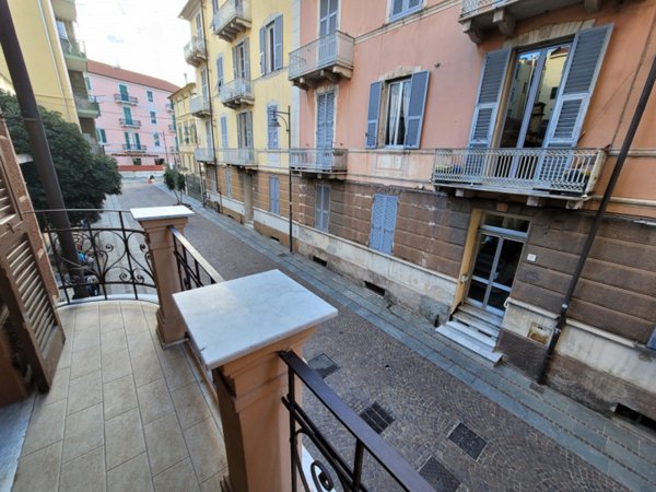 appartamento in vendita a Vado Ligure