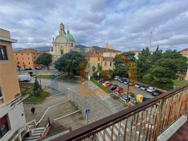 appartamento in vendita a Vado Ligure