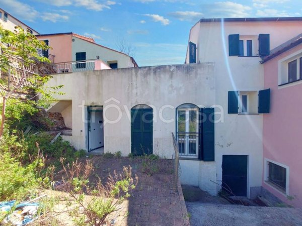 appartamento in vendita a Vado Ligure