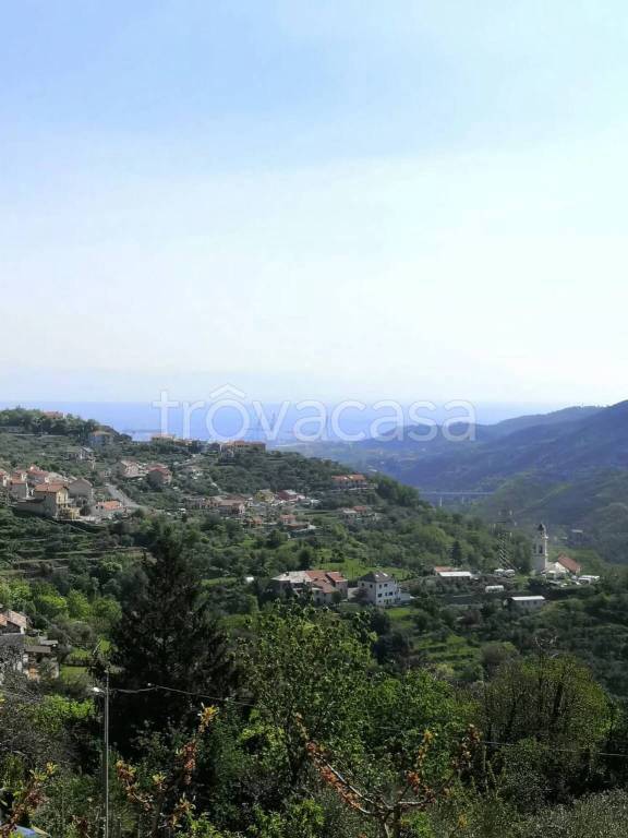 casa indipendente in vendita a Vado Ligure