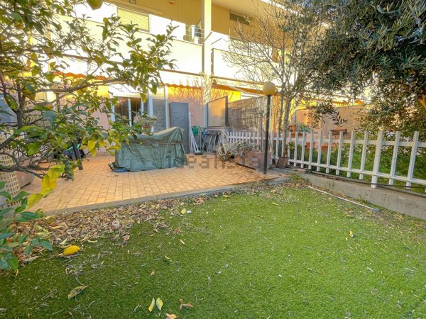 casa indipendente in vendita a Vado Ligure in zona Valle di Vado