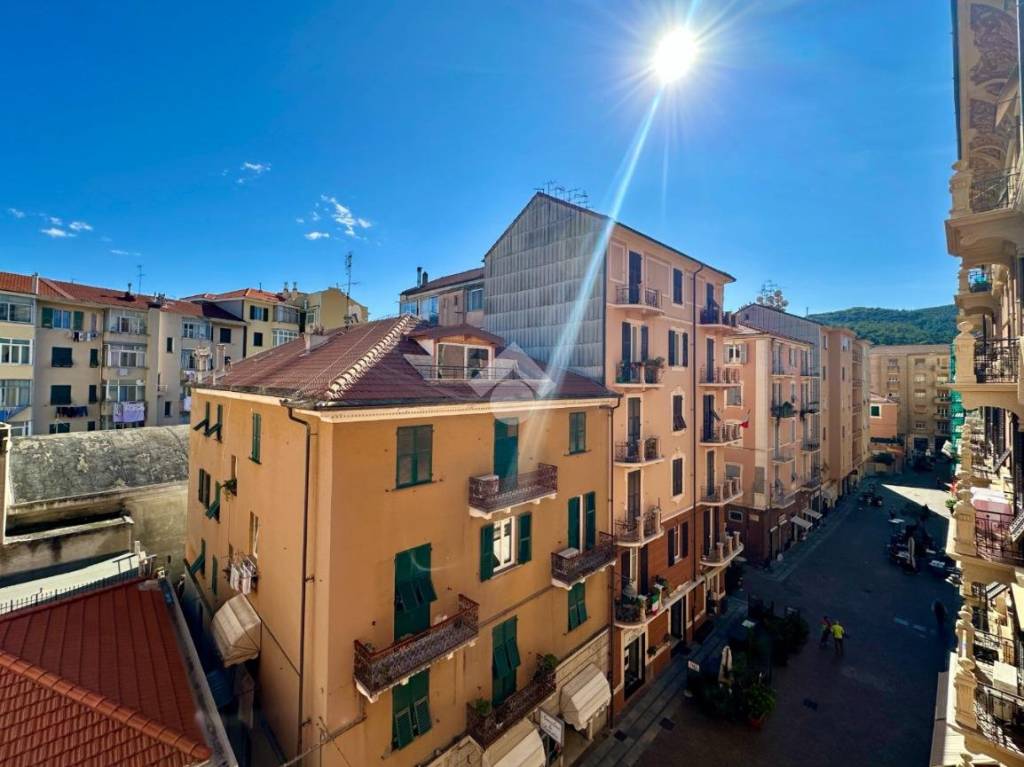 appartamento in vendita a Vado Ligure