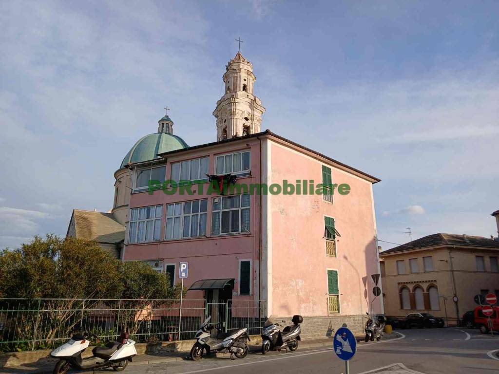 appartamento in vendita a Vado Ligure in zona Vado Centro