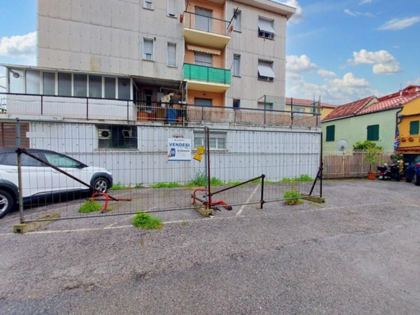 appartamento in vendita a Vado Ligure in zona Valle di Vado