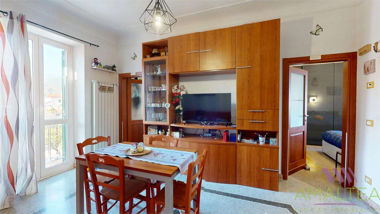 appartamento in vendita a Vado Ligure in zona Valle di Vado