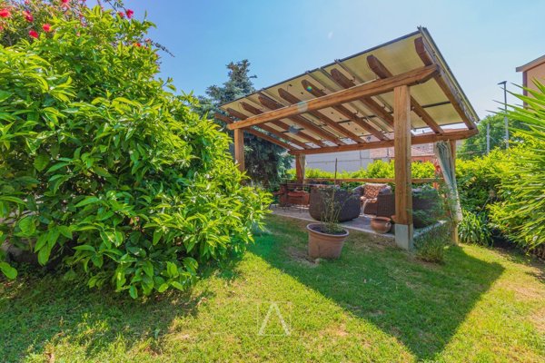 appartamento in vendita a Vado Ligure