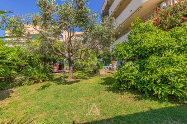 appartamento in vendita a Vado Ligure