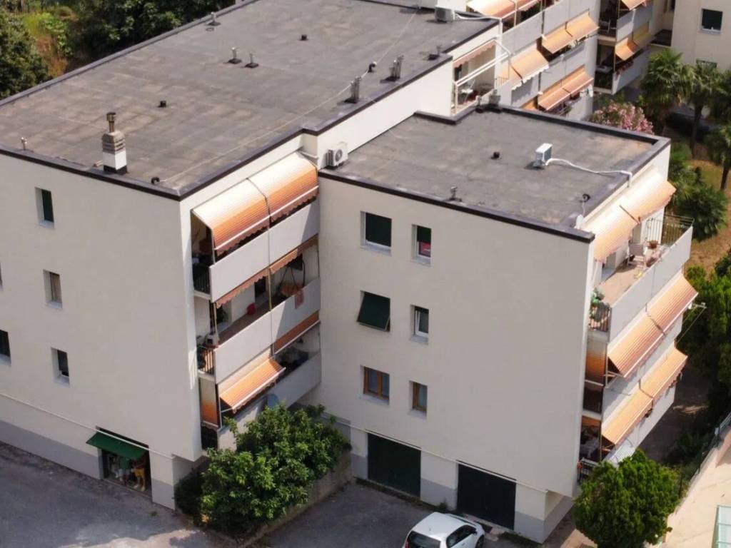 appartamento in vendita a Vado Ligure in zona Sant'Ermete