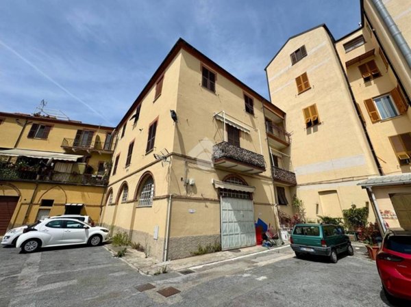 appartamento in vendita a Vado Ligure