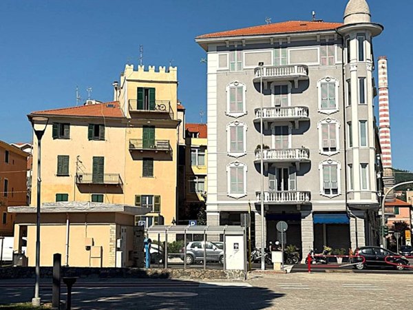 appartamento in vendita a Vado Ligure in zona Vado Centro