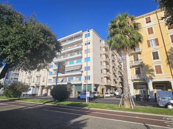 appartamento in vendita a Vado Ligure in zona Vado Centro