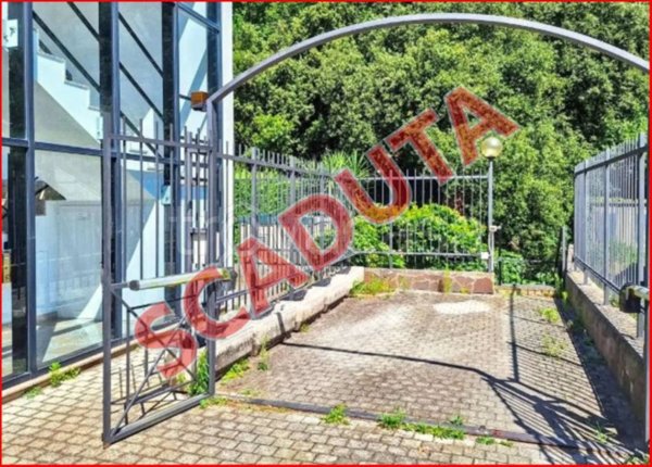 appartamento in vendita a Vado Ligure in zona Sant'Ermete