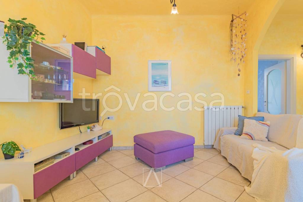 appartamento in vendita a Vado Ligure in zona Vado Centro