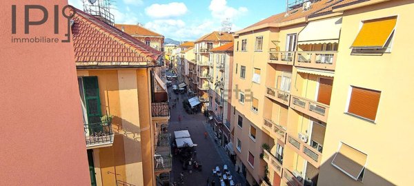 appartamento in vendita a Vado Ligure