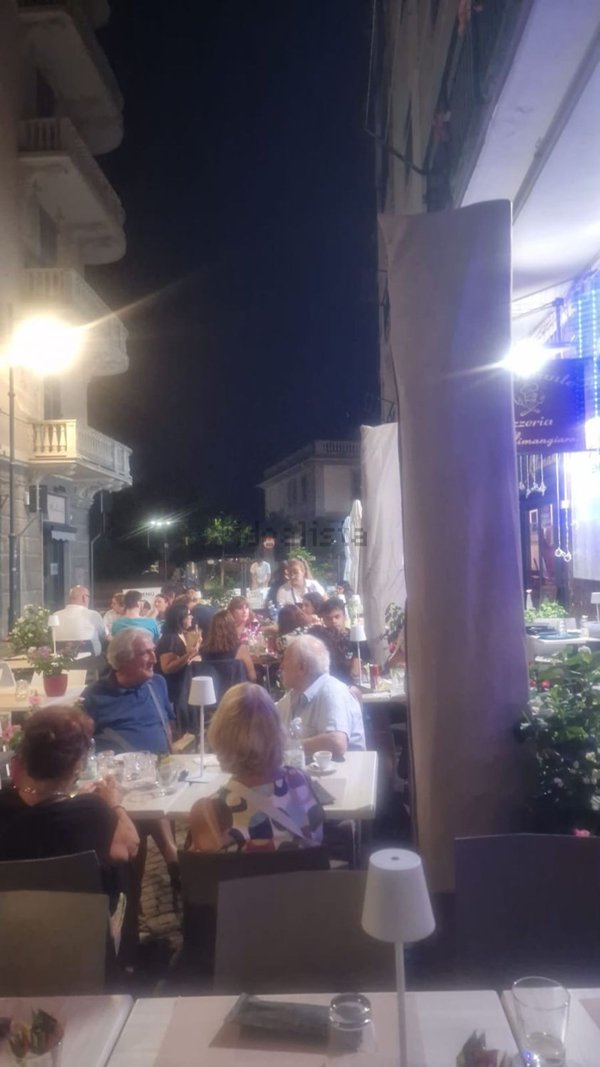 negozio in vendita a Vado Ligure