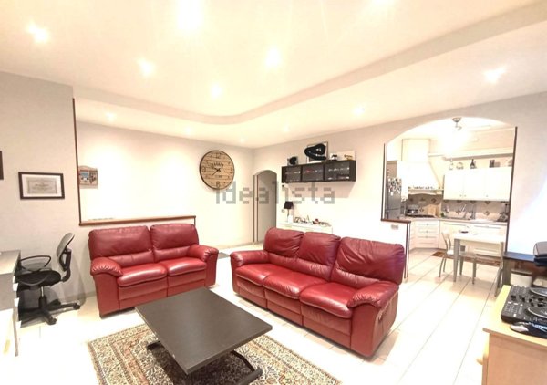 appartamento in vendita a Vado Ligure in zona Valle di Vado