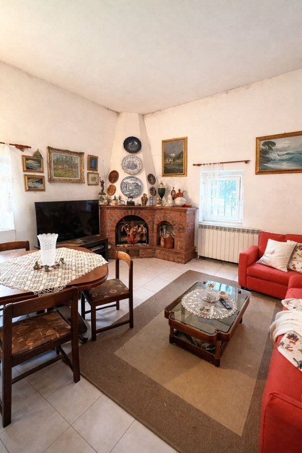 casa indipendente in vendita a Vado Ligure