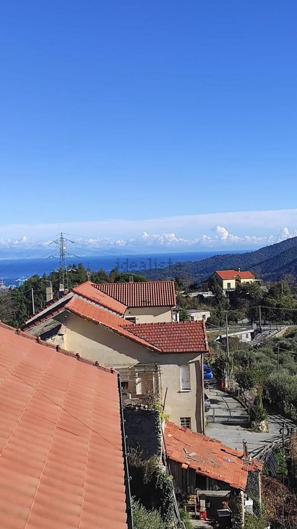 casa indipendente in vendita a Vado Ligure in zona Segno