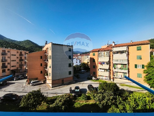 appartamento in vendita a Vado Ligure in zona Valle di Vado