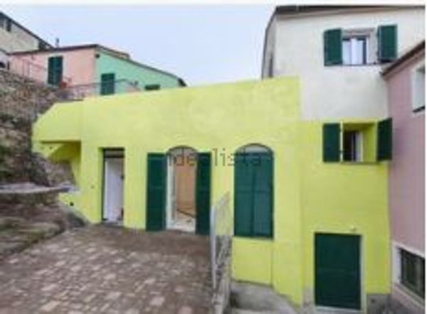 appartamento in vendita a Vado Ligure