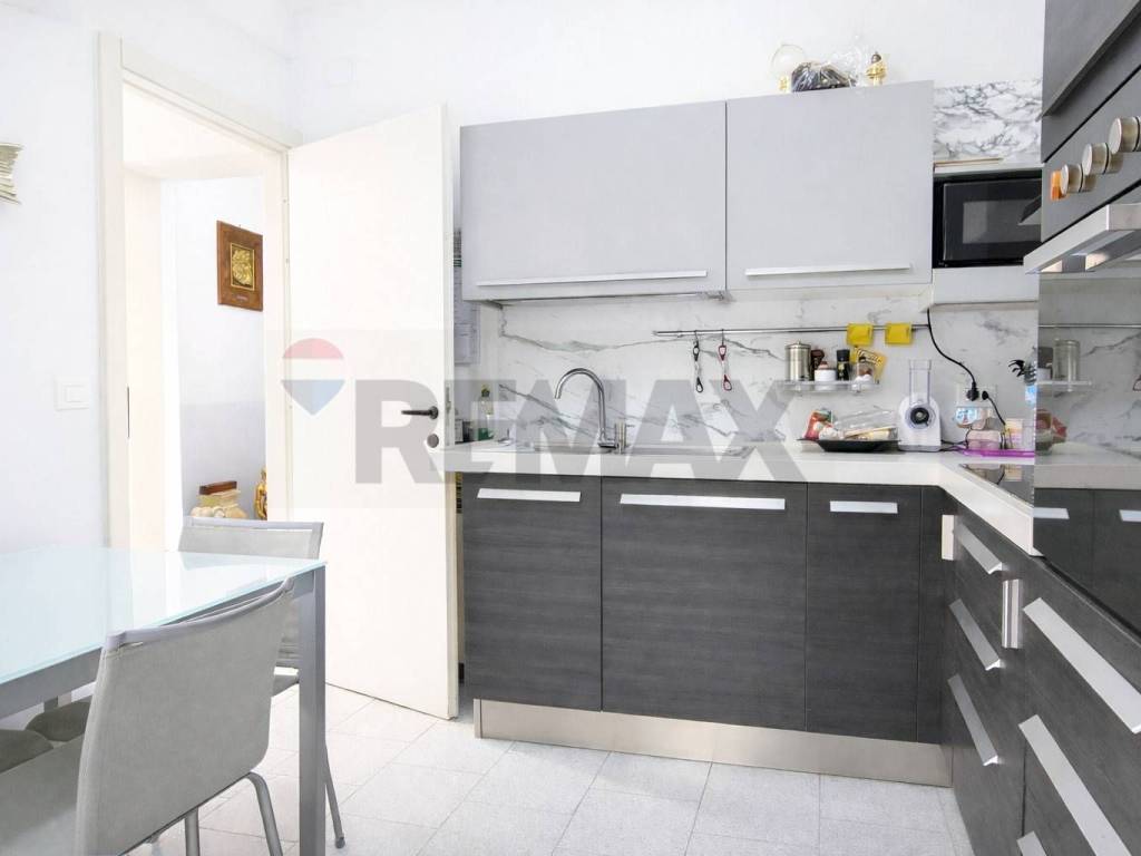 appartamento in vendita a Vado Ligure in zona Vado Centro